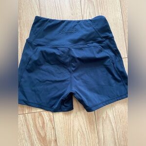 Alphalete Shorts M